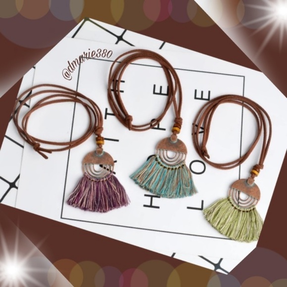 New Boho Necklace w/ Bronze pendant & Tassels - Picture 2 of 4